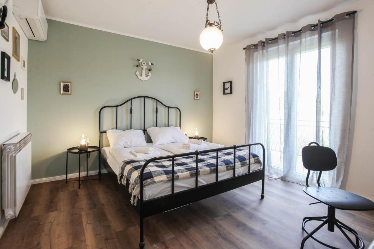 Sherlock's Holidays Boutique Apartment