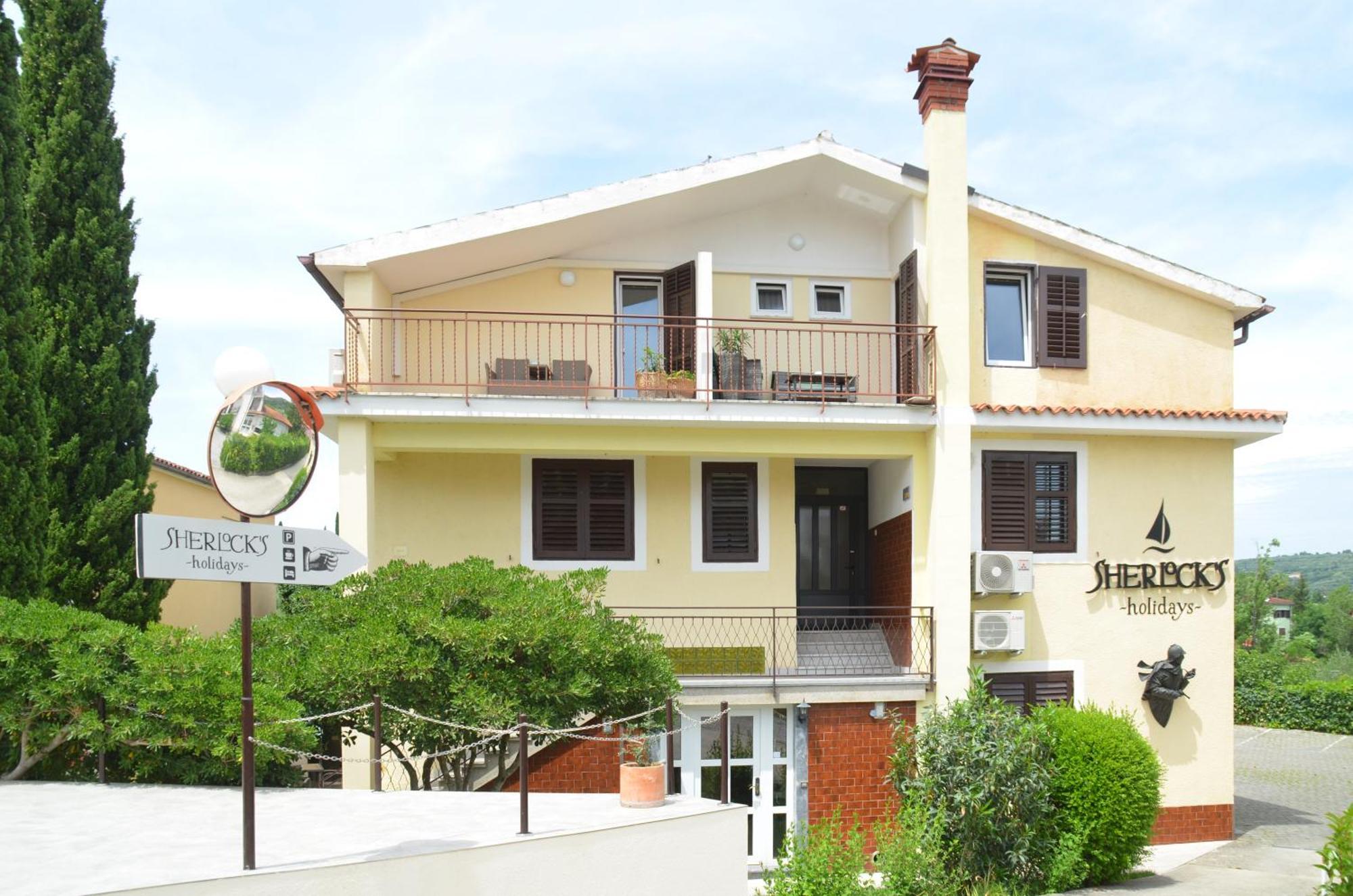 Sherlock's Holidays Boutique Portorož